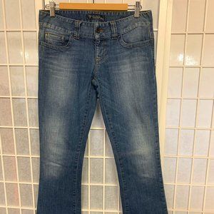 Best boot-cut Guess Jeans EVER!